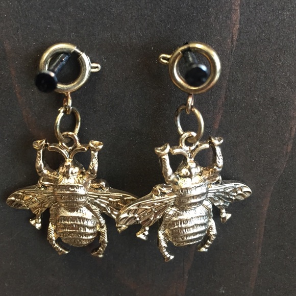 Bumble Bee Charm
