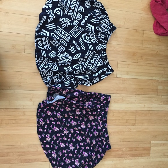 Bundle of 2 skirts