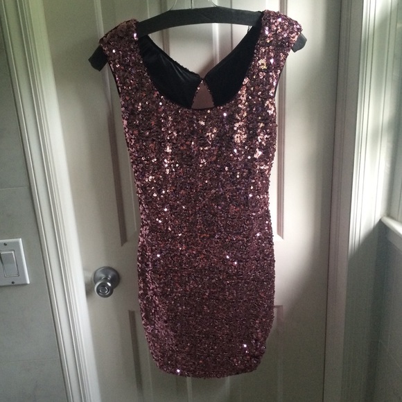 Aidan Mattox mini - Picture 1 of 3