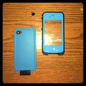 iPhone 4/4s Lifeproof case!