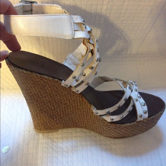 Bakers wedges