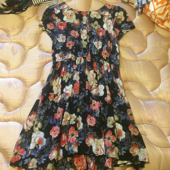 Fluorescent short sleeve dress - Picture 1 of 1
