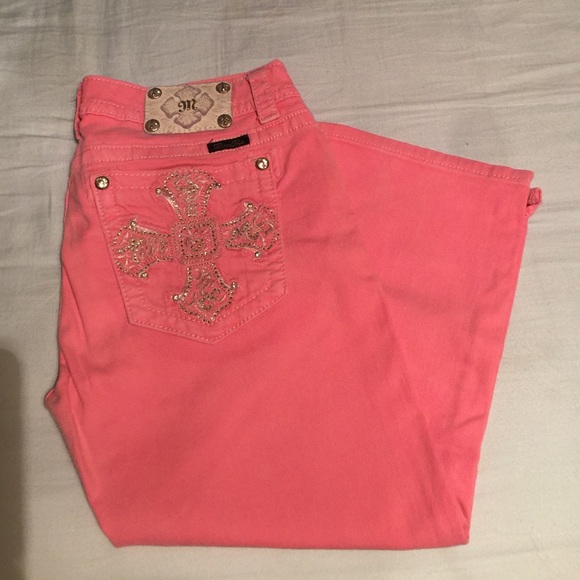 Neon coral Miss me Capri