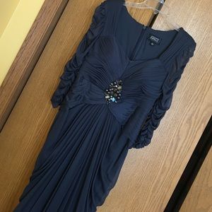 Elegant 3/4 sheer sleeves dress