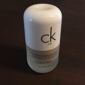 Calvin Klein CK One Foundation!