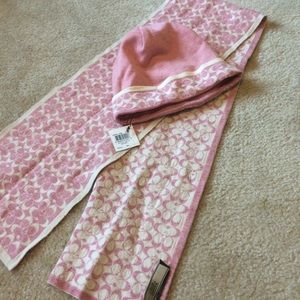 Cute genuine coach winter hat/scarf duo!