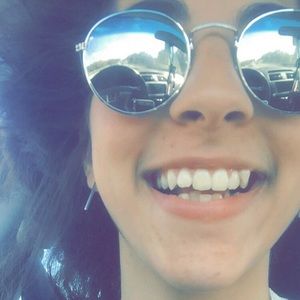 Meet your Posher, Haneen