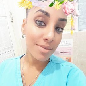 Meet your Posher, Ymelda