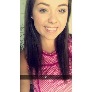 Meet your Posher, Amelia