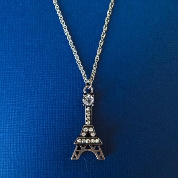 $2 WITH ANY PURCHASE- Silver Eiffel Tower Necklace - Picture 2 of 2