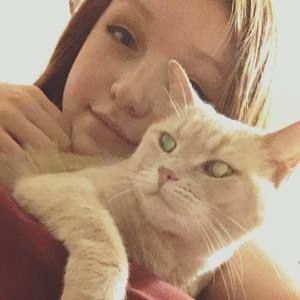 Meet your Posher, Abigail