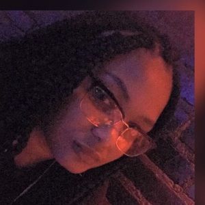 Meet your Posher, Tonica