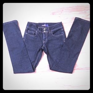 dark wash skinny jeans