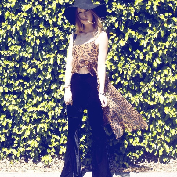 UNIF-- cheetah print high low top - Picture 4 of 4