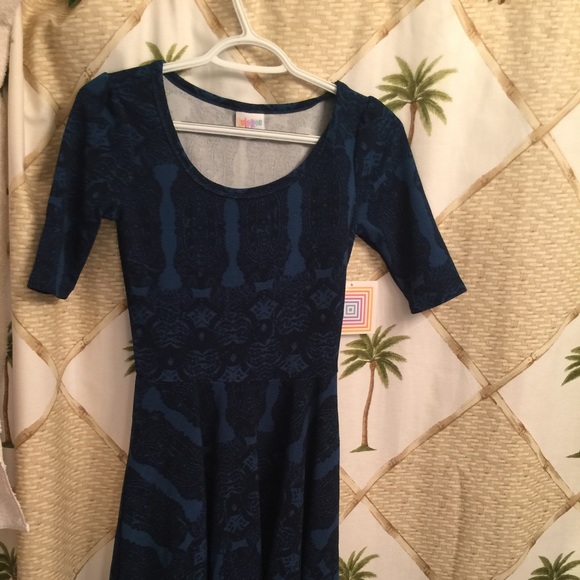 XS Lularoe Nicole