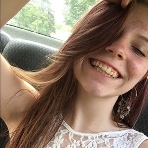 Meet your Posher, Sydni