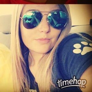 Meet your Posher, Erika