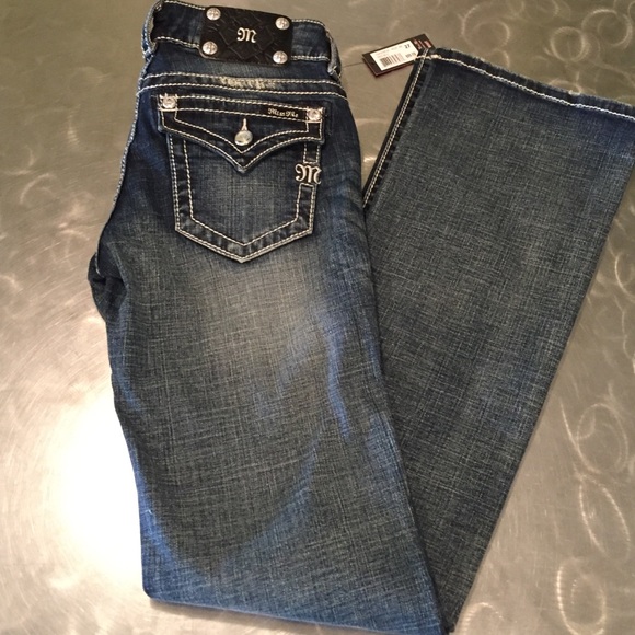 Miss me boot cut jean!