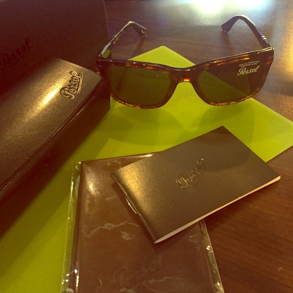 Sunglasses main image 4