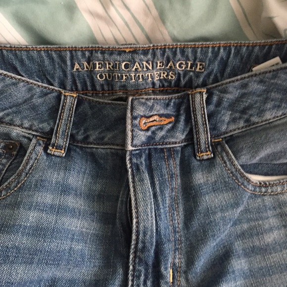 American Eagle Boyfriend Jeans - Picture 2 of 3