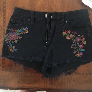High waist cheeky shorts