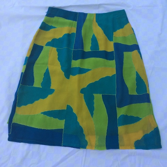 Multi colored skirt - Picture 1 of 4