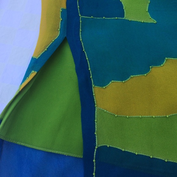 Multi colored skirt - Picture 2 of 4