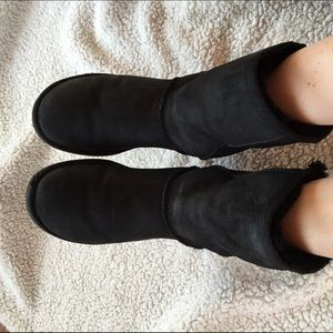 Black UGGS