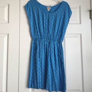 Cotton dress with pockets.