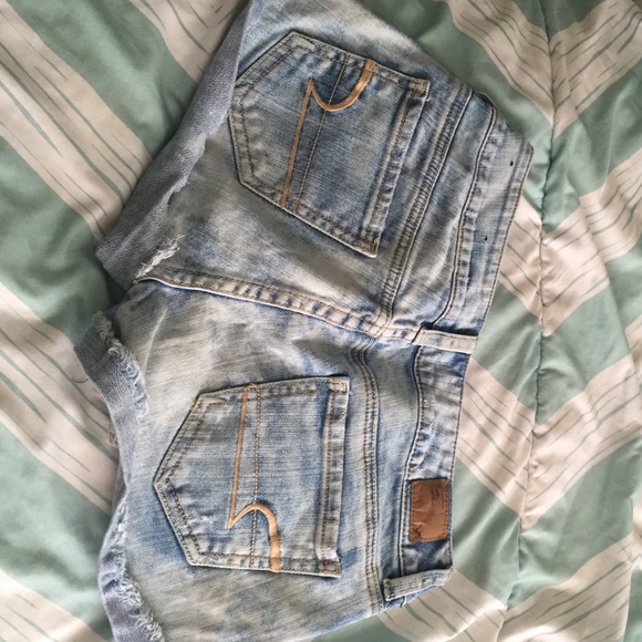 American Eagle Jean Shorts - Picture 3 of 3