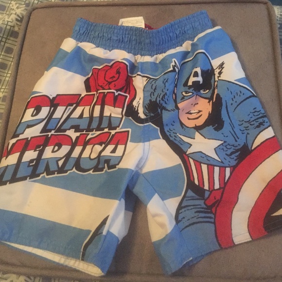 3T Captain America Bundle: trunks and top!!