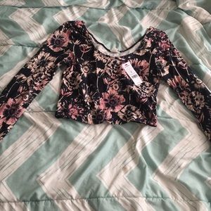 Garage Long Sleeve Crop Top