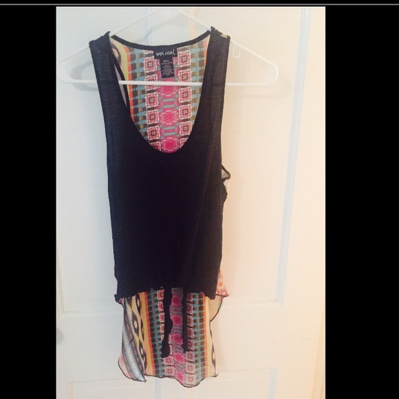 High/low multicolored top