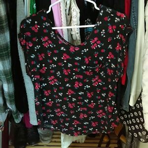 Floral cross t shirt