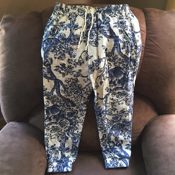 Floral designed Capris