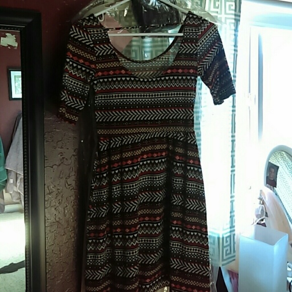 Tribal patterned dress - Picture 2 of 2