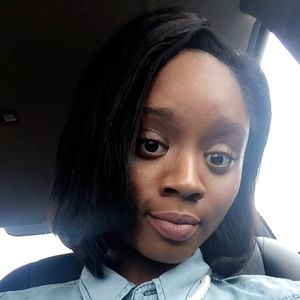 Meet your Posher, Jamesha