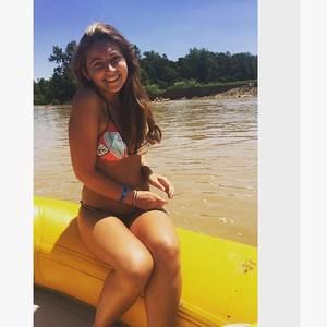 Meet your Posher, Brittany