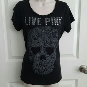 🔴VS Pink Amazing Skull T-shirt!