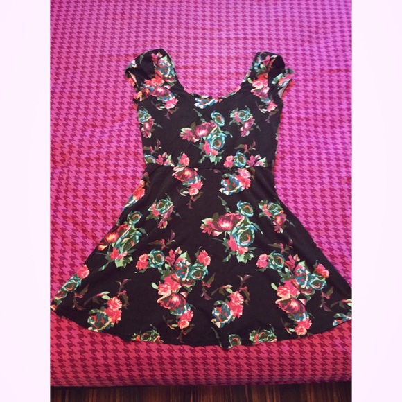 Navy floral cotton dress