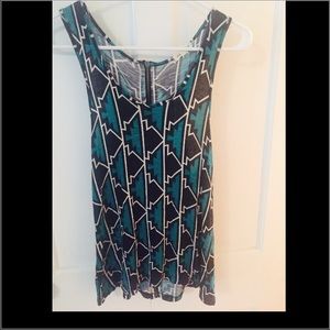 Black and turquoise geometric top