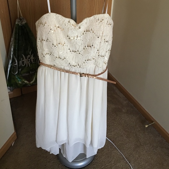 White and gold strapless dress
