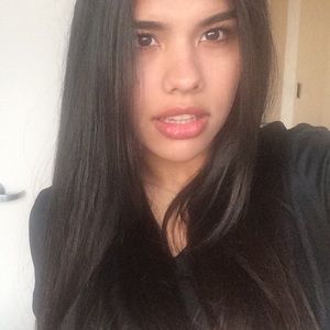 Meet your Posher, Alba