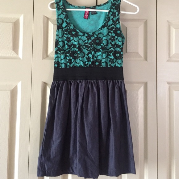 Very cute dress! - Picture 1 of 4