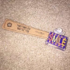 Natural Life Toothbrush Protector