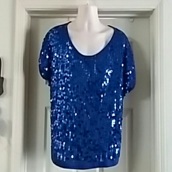 Material Girl Tops - * Host Pick* Woman's XL Royal Blue Sequin Top