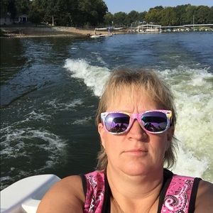 Meet your Posher, Terri