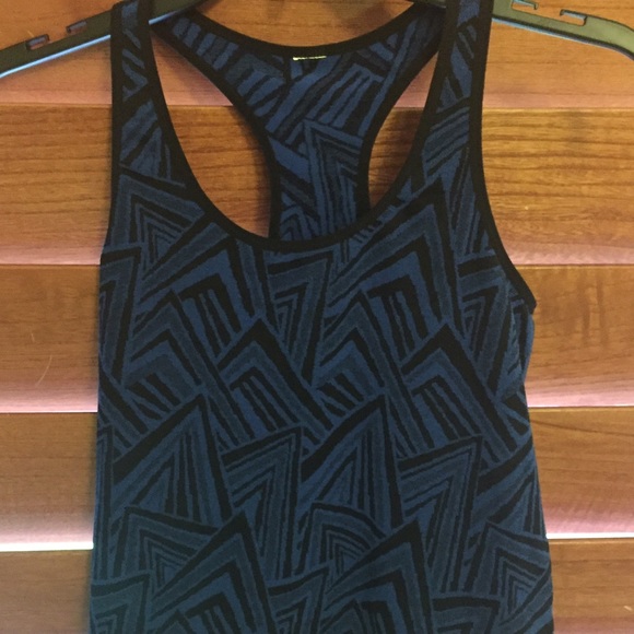 Fabletics Racerback Top | Size Small - Picture 4 of 4