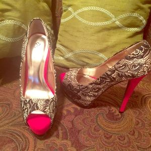 Quips Tatum Blush Satin Lace Covered Platform