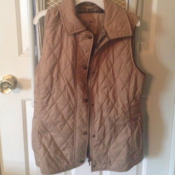 LL bean tan vest